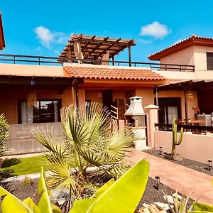 Stillvolle Mit Terrasse, Garten Und Grill , Lajares España